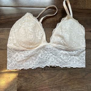 NWOT White lace bralette